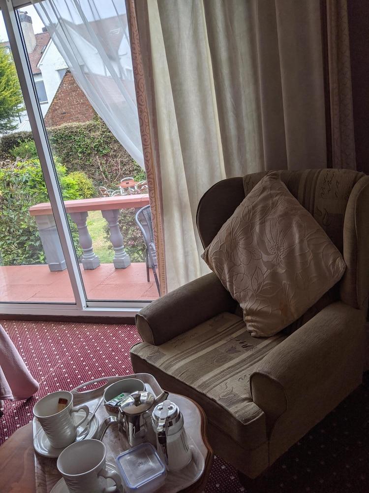 Balmoral Lodge Hotel Southport Extérieur photo