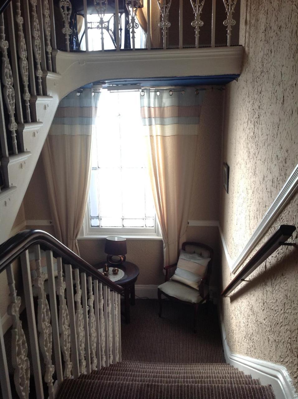 Balmoral Lodge Hotel Southport Extérieur photo